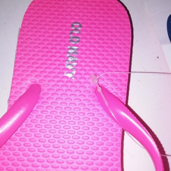 Old Navy Flip Flops‎ - Picture 4 of 6
